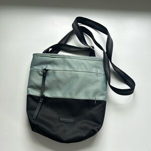 Sherpani bag